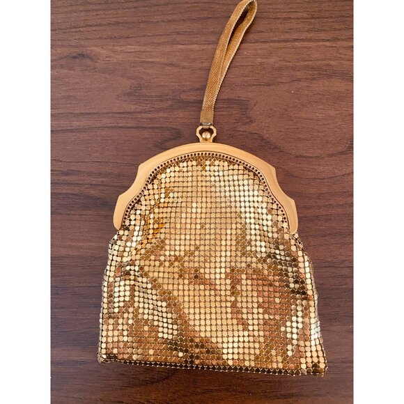 Vintage Whiting and Davis Gold Mesh Evening Bag 1950's Wristlet #4203-2 - Picture 2 of 6